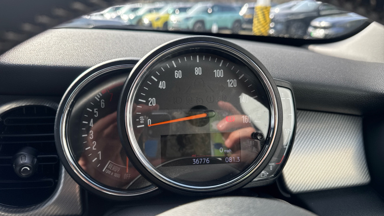 MINI Hatchback 1.5 Cooper Exclusive 5dr Petrol Hatchback